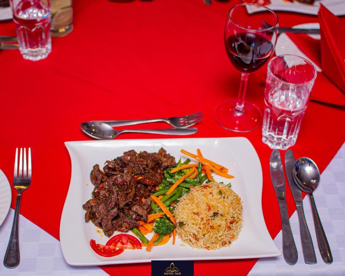 Hotel Taji Nanyuki Eksteriør bilde
